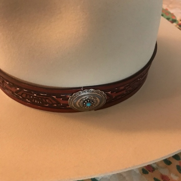 Charlie one horse chief hat - Picture 5 of 5